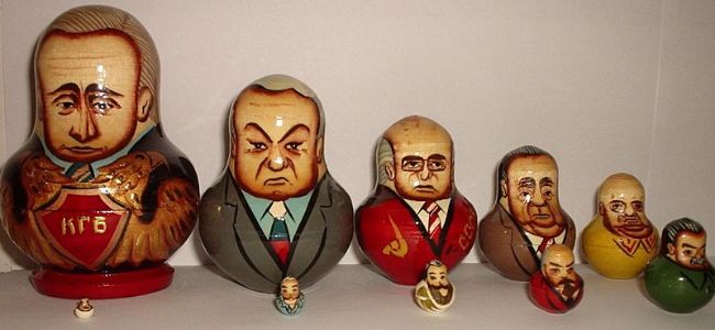 Matryoshkaer med russiske politikere