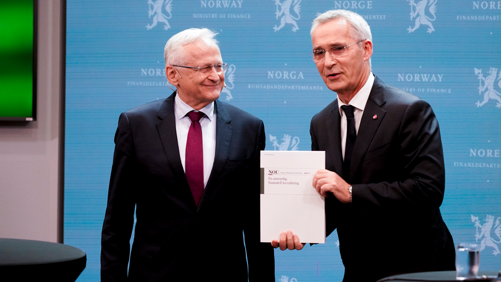 Bilde av Svein Gjedrem og Jens Stoltenberg